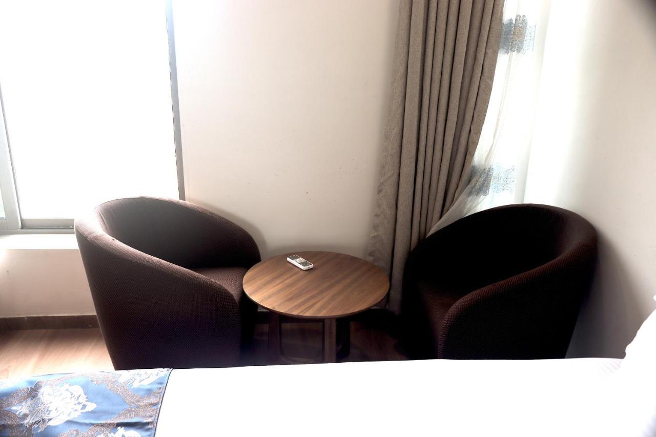Heaven 7 Hotel & Resort Himatnagar 외부 사진